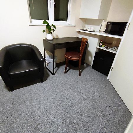 Osney Hazel Studio - Self Contained Studio Flat Oxford Eksteriør billede